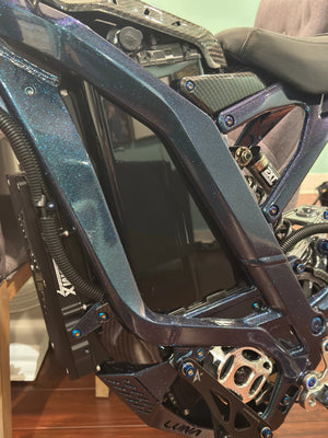 E-Bike "invisible" Vantablack Battery Wrap