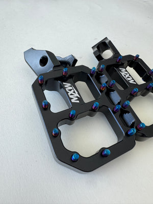 Titanium Black Wide Pegs