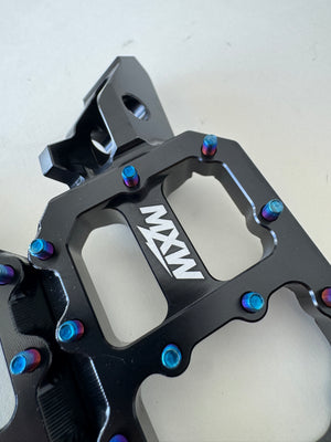 Titanium Black Wide Pegs