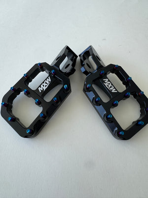 Titanium Black Wide Pegs