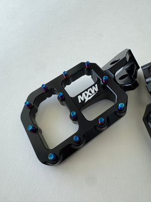 Titanium Black Wide Pegs