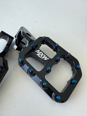 Titanium Black Wide Pegs