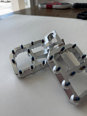 Titanium Chrome Wide Pegs