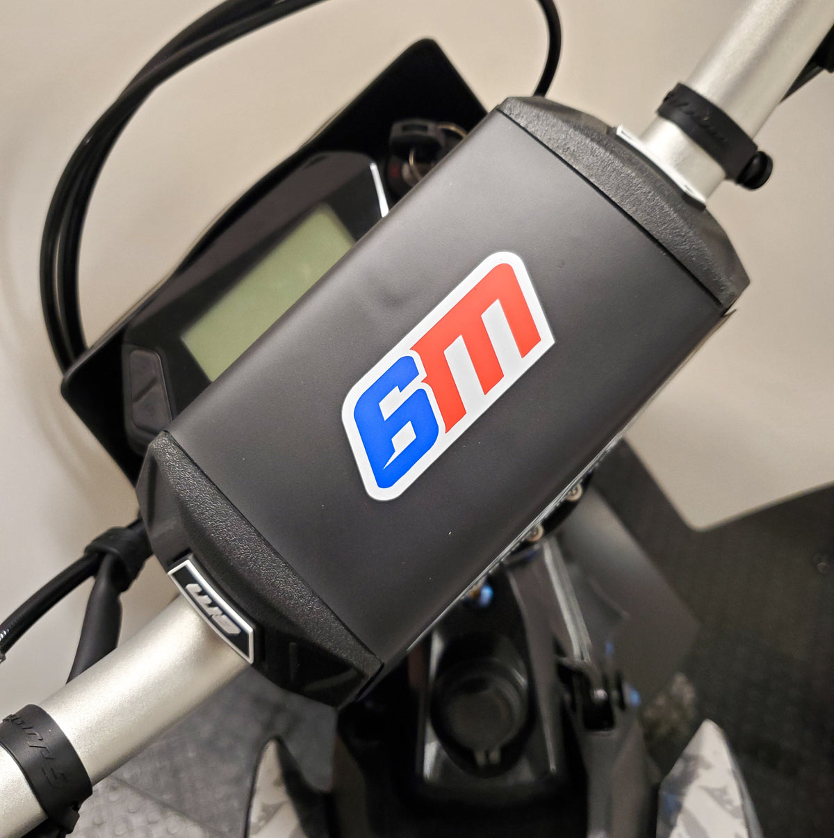Surron Ultra Bee Warp 9 Bar Pad | Handlebar Protection
