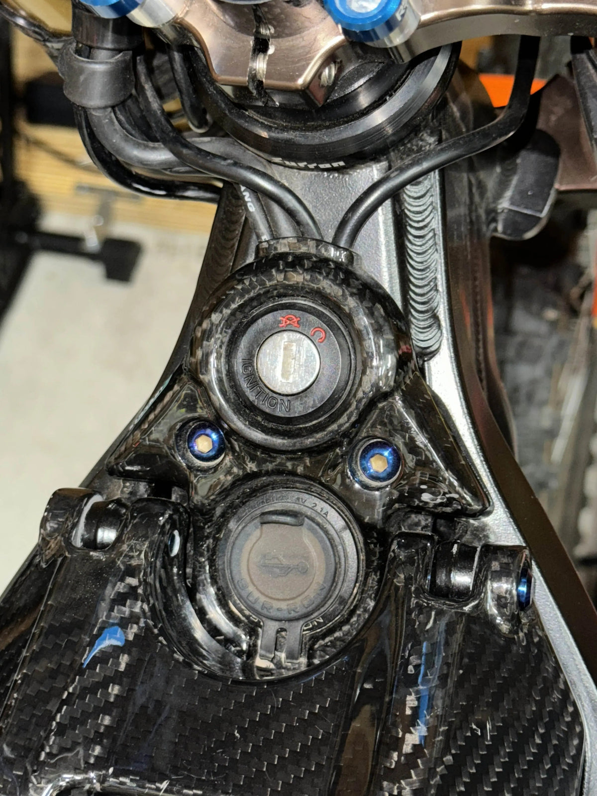 Surron Light Bee | Wrap Kit | Carbon Fiber Look